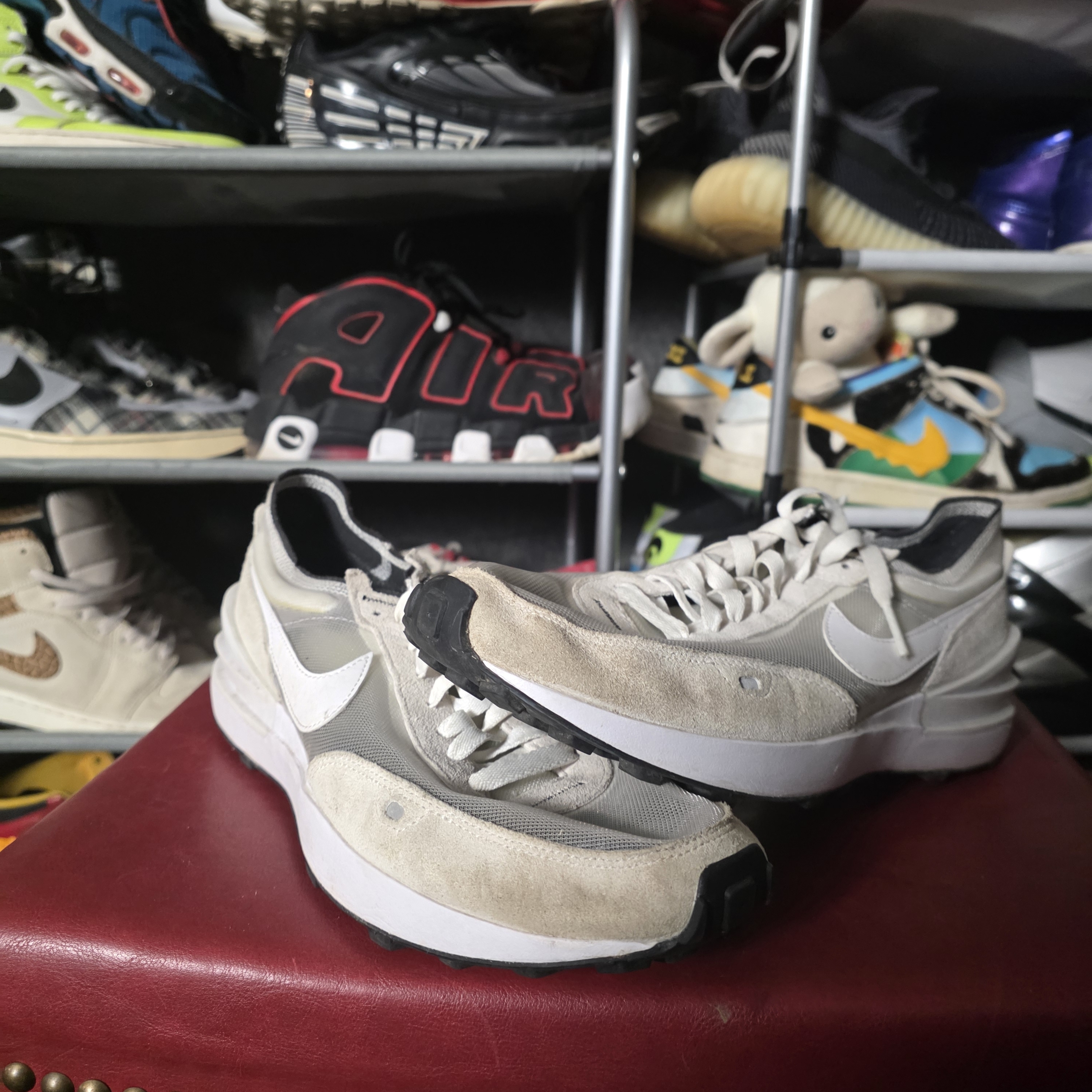 Nike Men’s Size 10 Waffle White And Light Gray Suede-Accent Running Sneakers